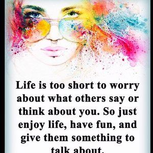 Meet your Posher, Lia